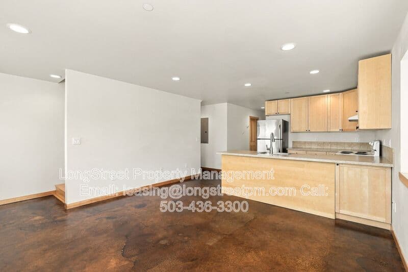 Corvallis Townhome: 132 SW Avery Ave