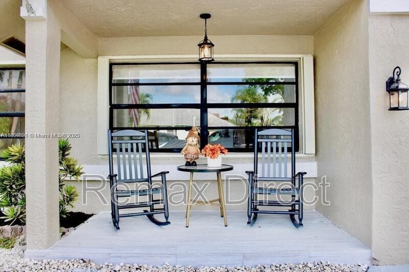 WEST PALM BEACH House: 5181 Kim Court