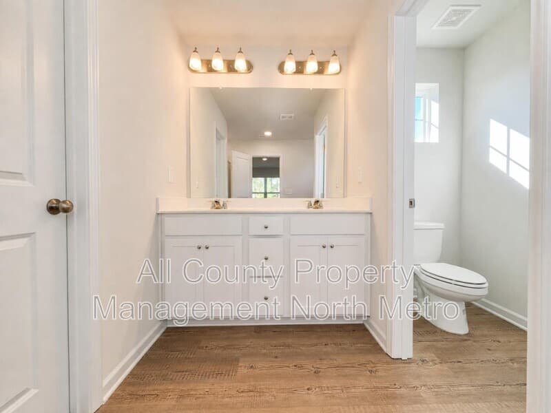 Dawsonville House: 185 Springwood Lane