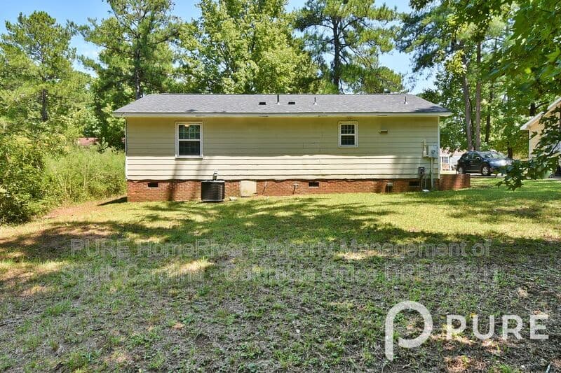 Columbia House: 1017 Rockymount Rd