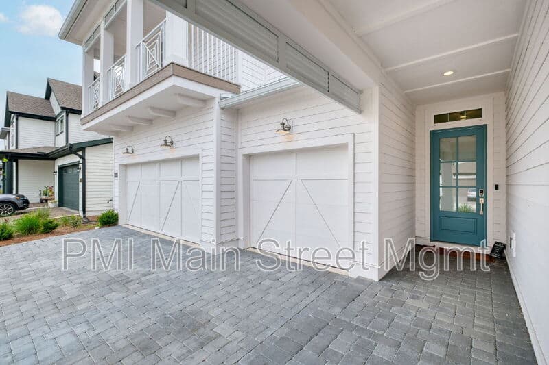 St. Cloud House: 6604 Quest Street