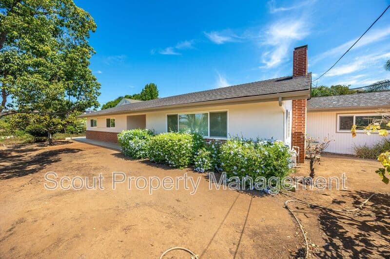 Escondido House: 1934 S Juniper Street