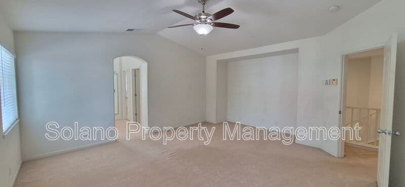 Dixon House: 2080 Mariposa Drive