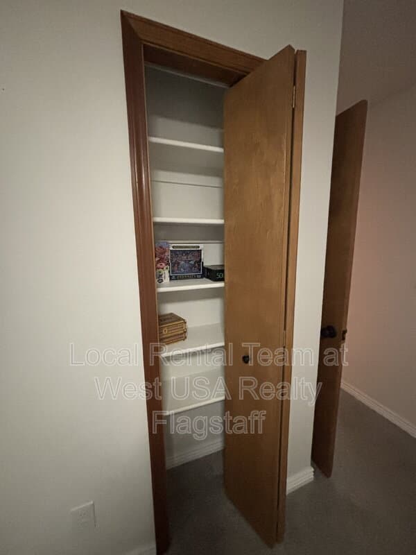 Flagstaff House: 2340 N Plateau Dr