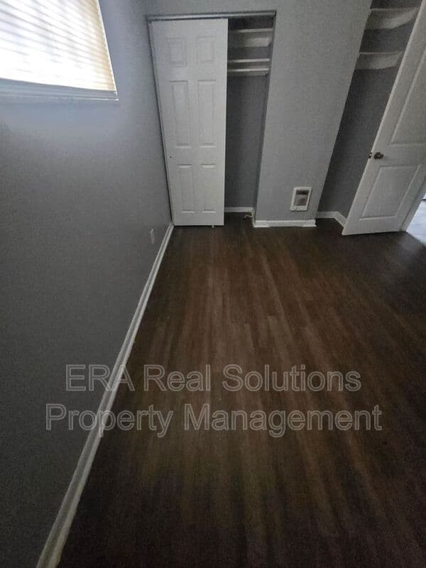 Columbus Condo: 2958 Sullivant ave