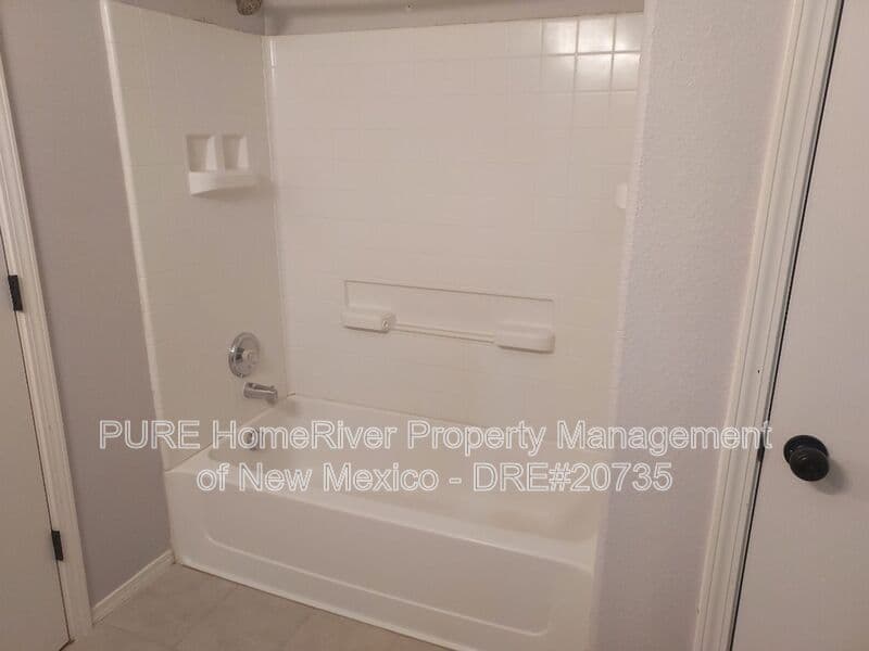 Rio Rancho House: 3652 Oasis Springs Rd NE