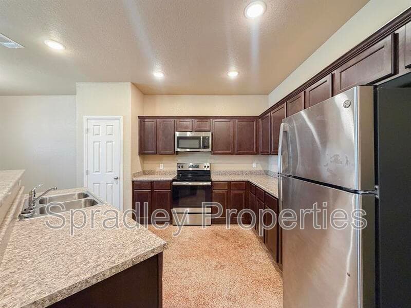 Belton Townhome: 1573 Kal Ct