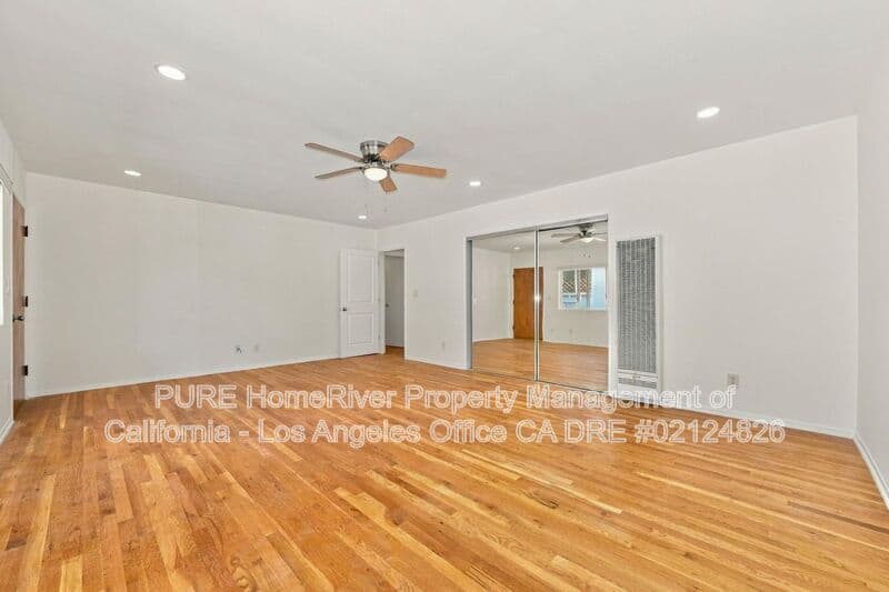 Santa Monica House: 1527 Harvard St