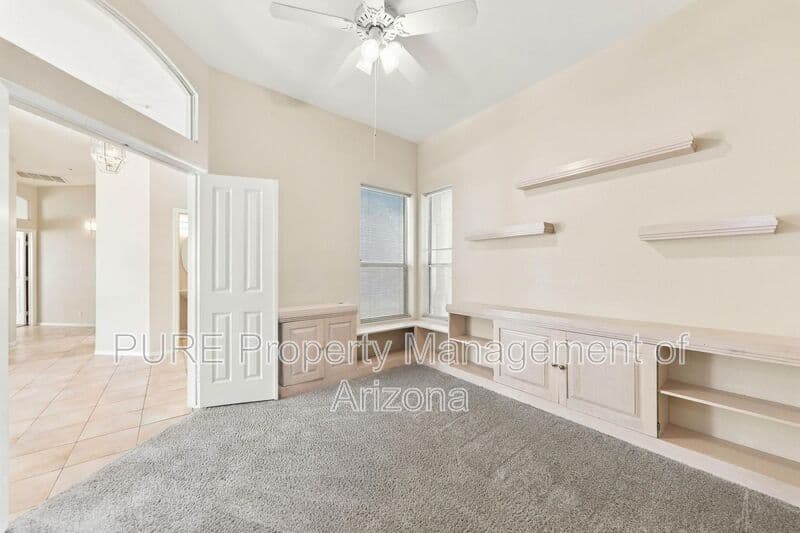 Phoenix House: 1619 E Kathleen Rd