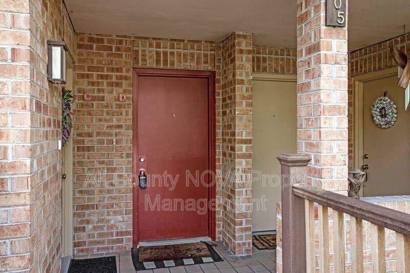 Columbia Condo: 7505 Weather Worn Way