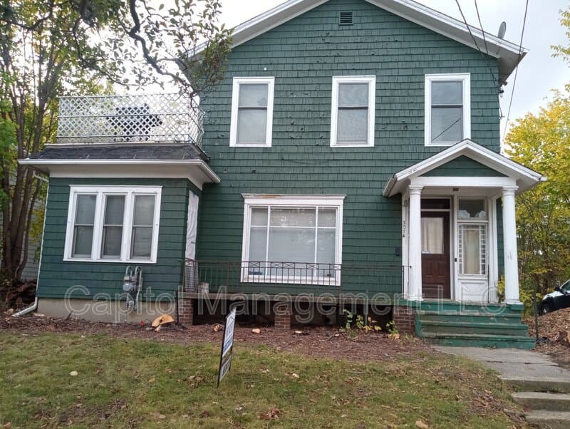 Lansing Condo: 307 North Walnut Street