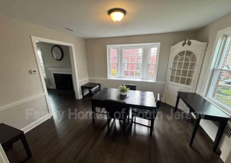 Baltimore House: 1210 Havenwood Rd