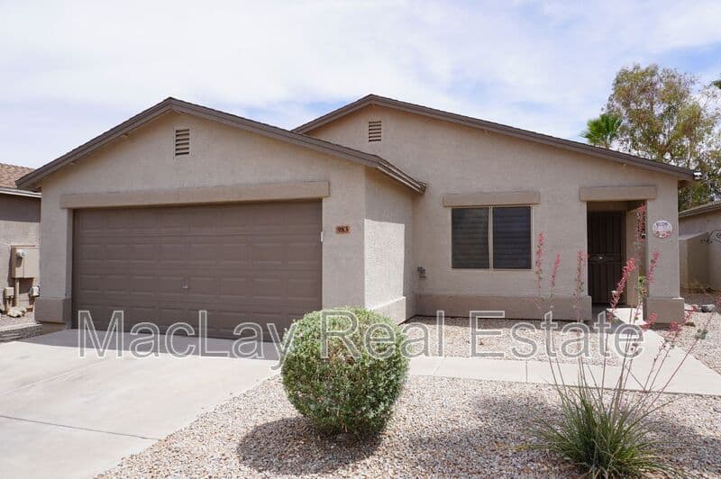 San Tan Valley House: 983 E Denim Trail