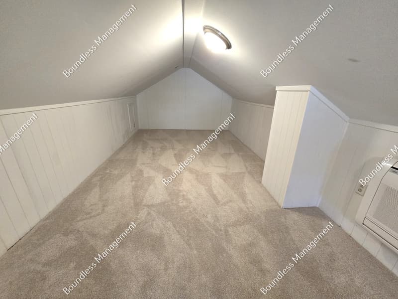 Decatur House: 561 Allendale Dr