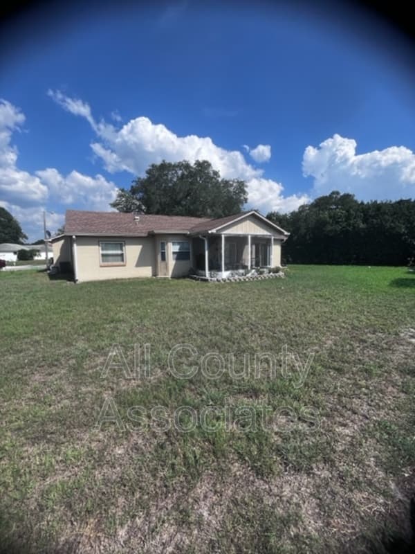 Hudson House: 9014 Tournament Dr