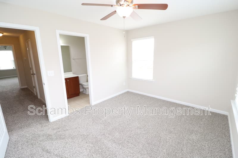 Cary House: 5045 Lalex Ln