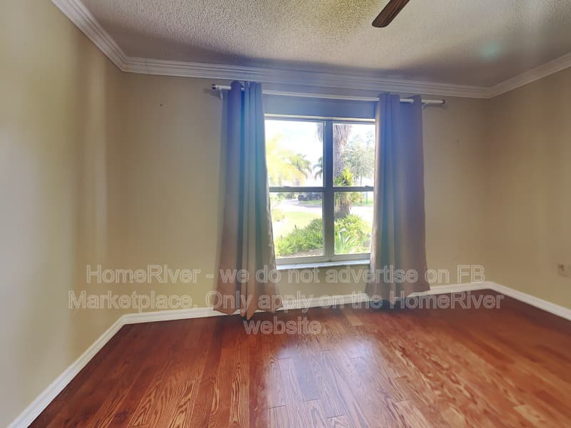 Port Saint Lucie House: 501 SW Deer Run