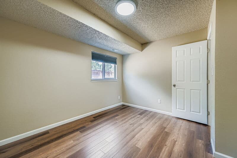 Fountain Condo: 6654 Provincial Drive