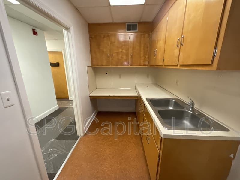 Hanover Condo: 5 Center Square - Retail 3
