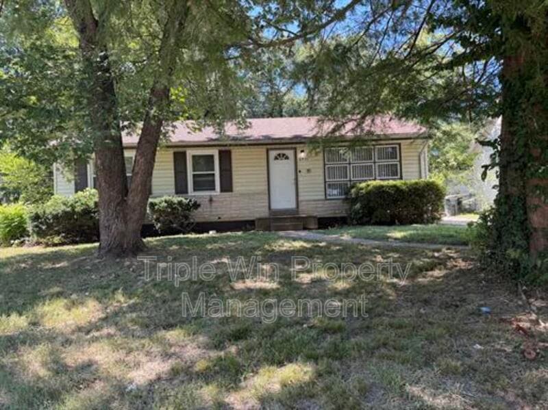 HAZELWOOD House: 6917 BERKRIDGE CT