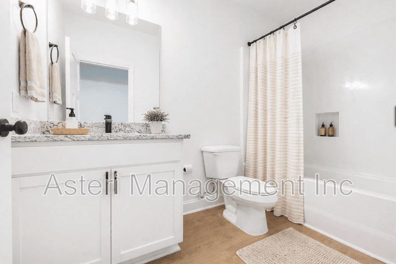 Perry Condo: 2141 Houston Lake Rd