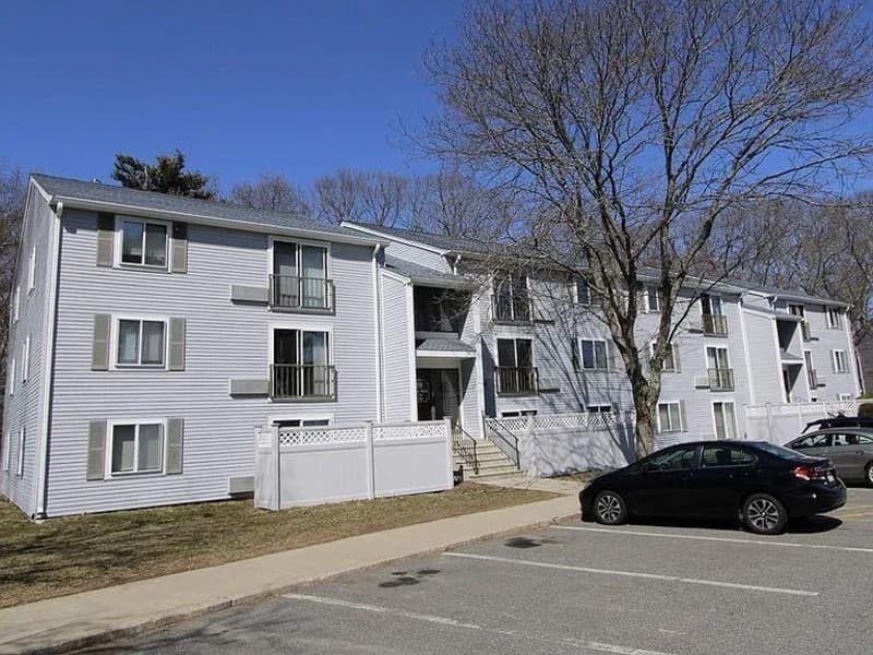 Natick Condo: 19 Village Rock Ln