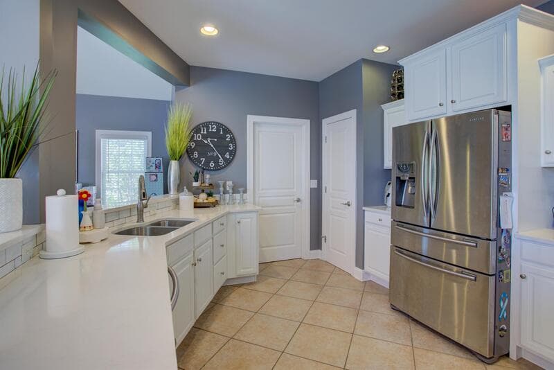 Lancaster House: 1007 Croft Drive