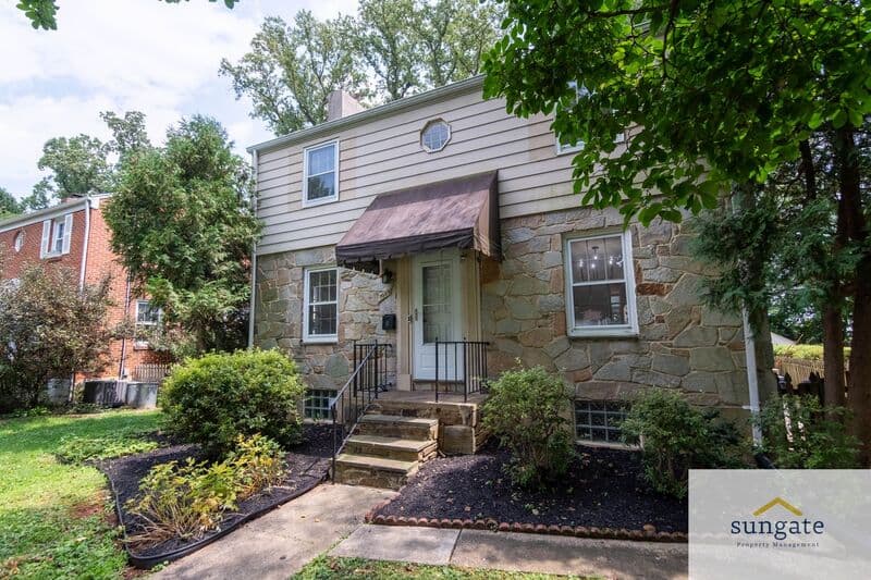 Baltimore House: 7023 Concord Rd