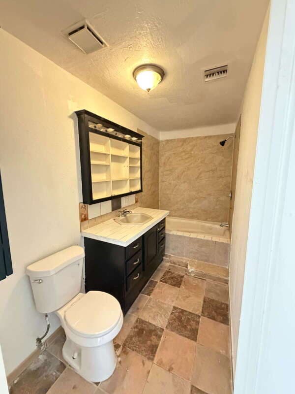 Coolidge Condo: 372 West Northern Avenue
