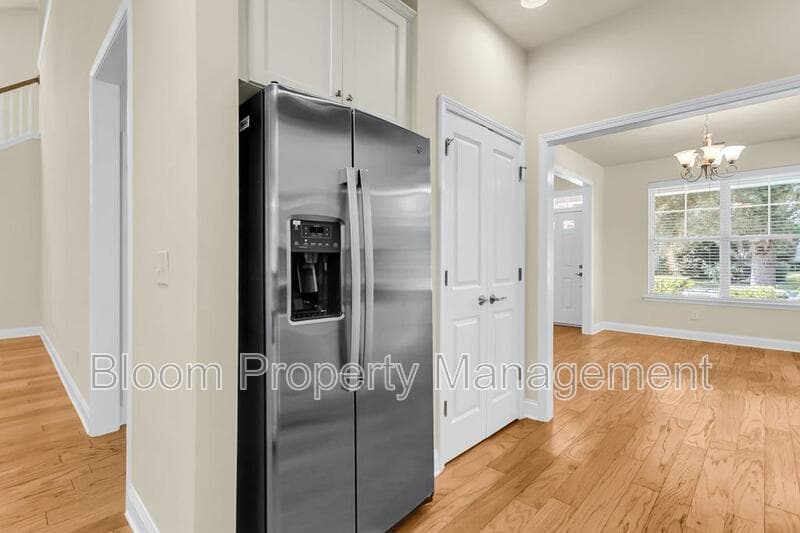 Mount Pleasant House: 2649 Lohr Dr