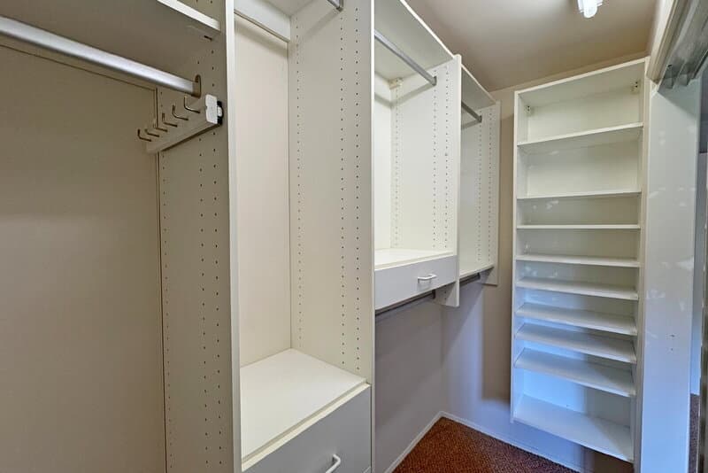 Kirkland House: 10632 NE 47th Pl