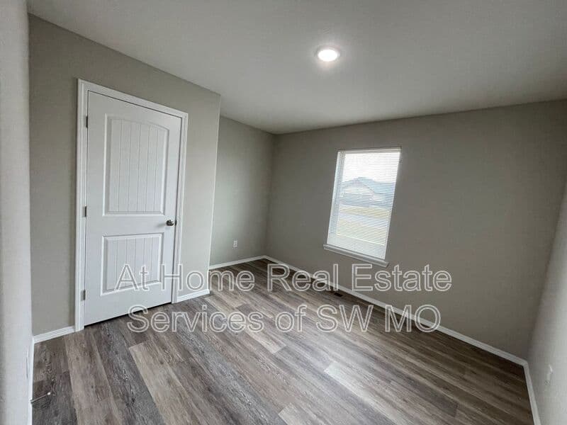 Rogersville House: 529 Evergreen