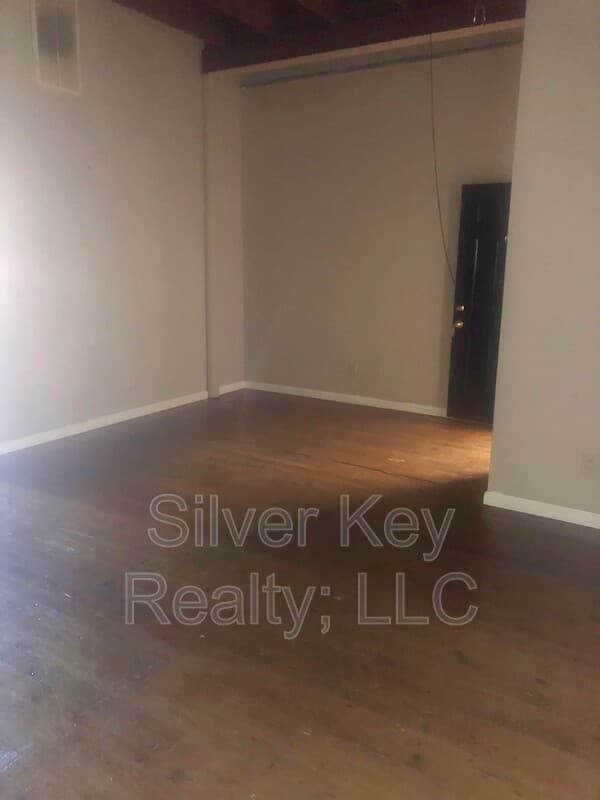 Athens Condo: 217 E. Washington Ave
