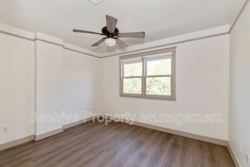 Phoenix House: 1301 W Monroe St