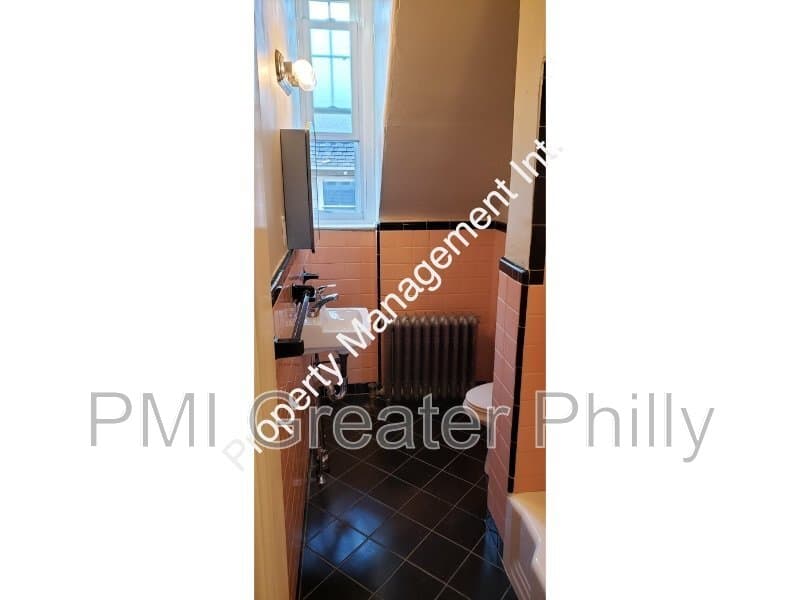 Philadelphia Condo: 1318 Arrott St