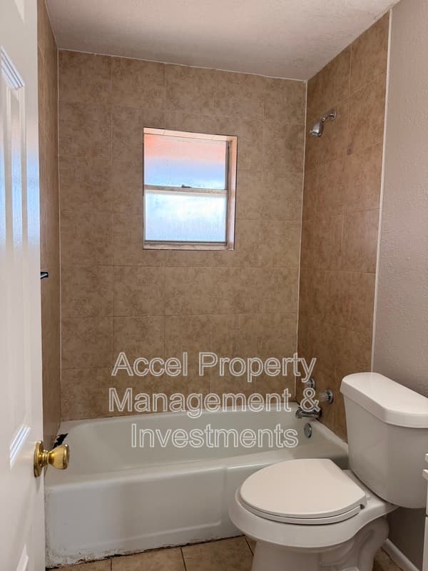 McAllen Condo: 2401 Gumwood Ave