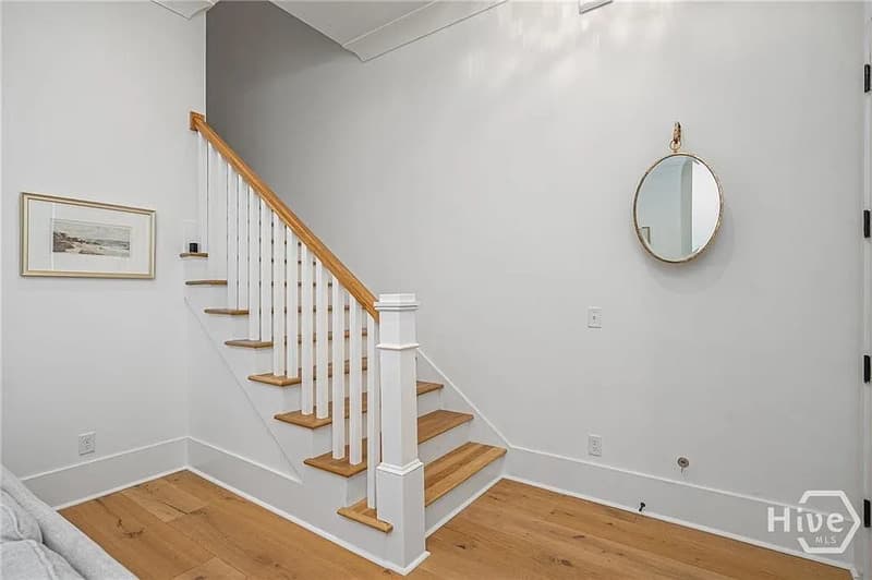 Savannah Condo: West 38th Street - 304