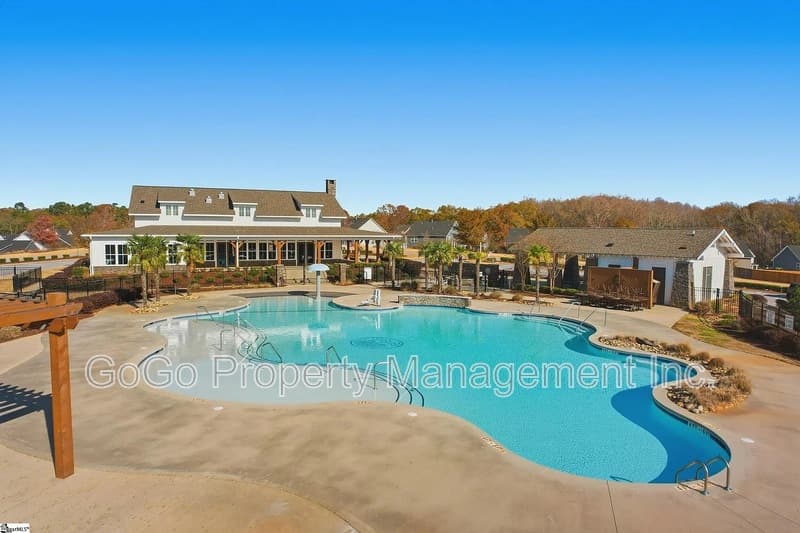 Greenville House: 101 Comanche Trail