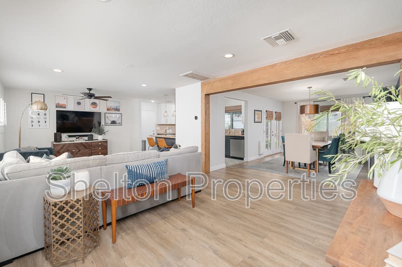 Phoenix House: 1731 W Highland Ave