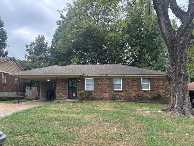 Memphis House: 3705 Julia St