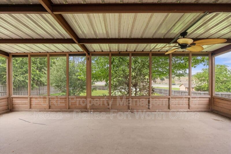 Granbury House: 3905 Frisco Cir