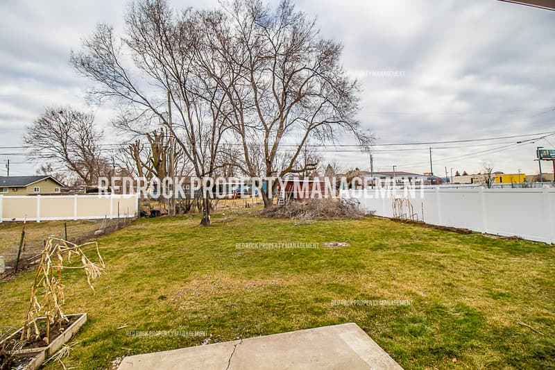 Spokane Valley House: 15313 East Broadway Avenue