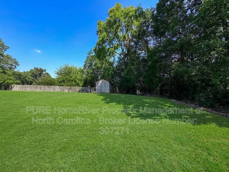 Matthews House: 3221 Nedmore Ct