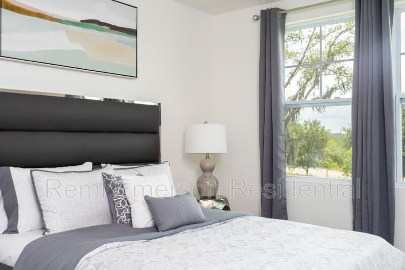 Davenport Townhome: 624 Benoi Drive