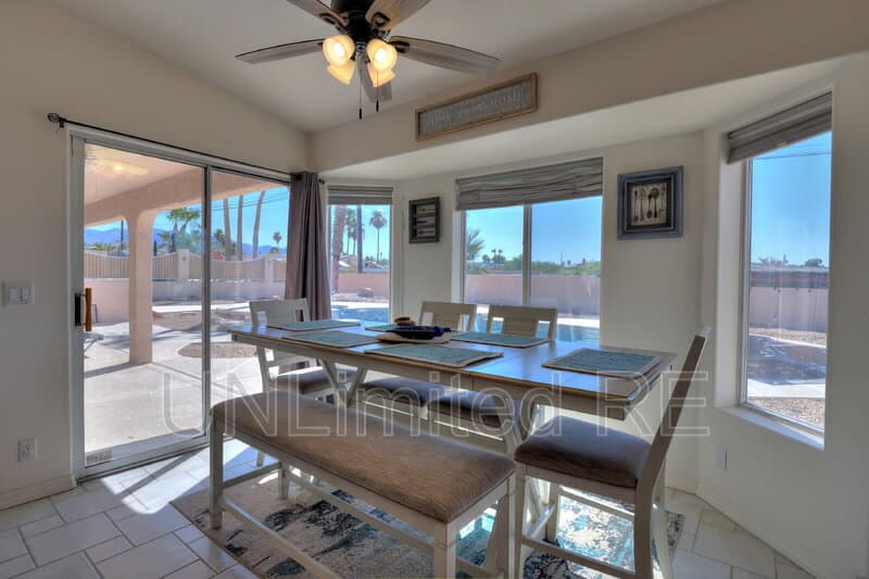 Lake Havasu City House: 304 Acoma Blvd S
