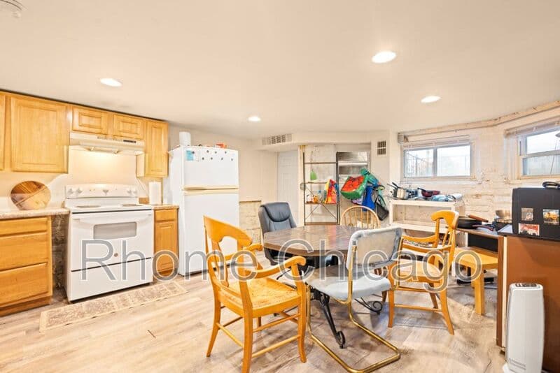 Chicago Condo: 6115 S Drexel Ave