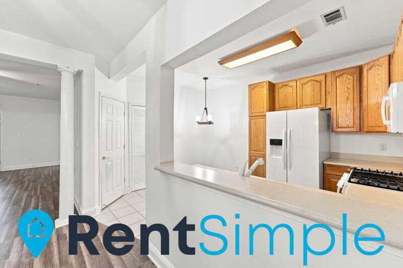 Gainesville Condo: 13890 Chelmsford Drive