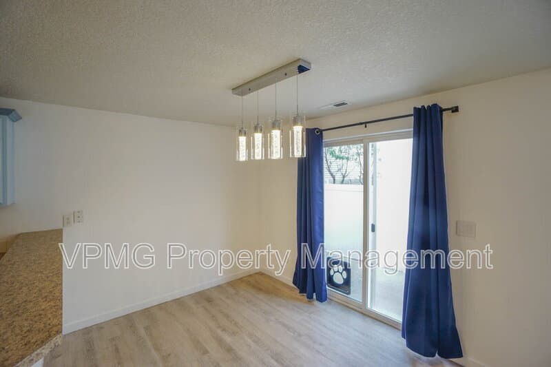 Vancouver Townhome: 7808 NE 60th St