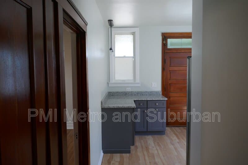 Chicago Condo: 4053 North Long Avenue