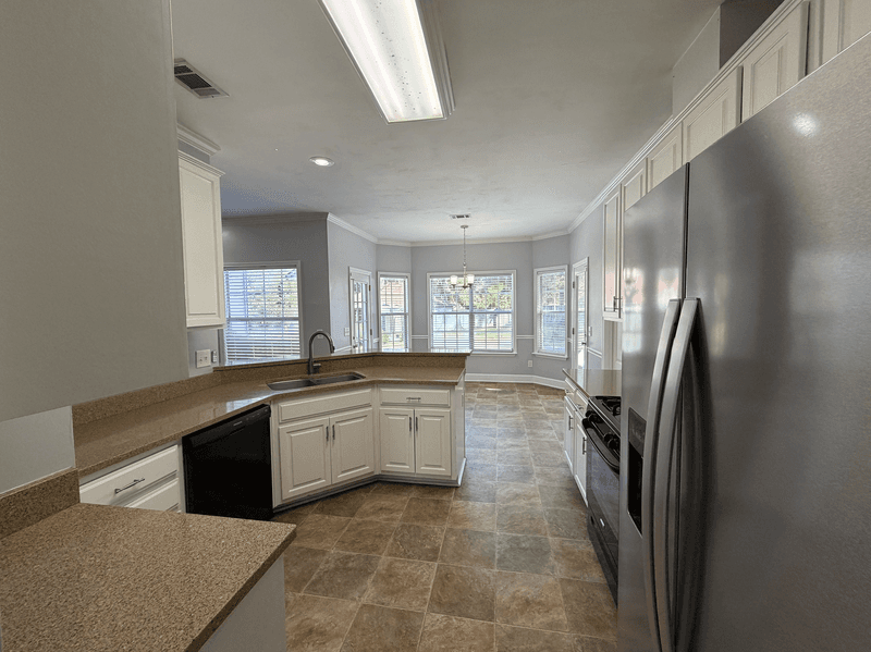 Tallahassee House: 1829 Wagon Wheel Cir W